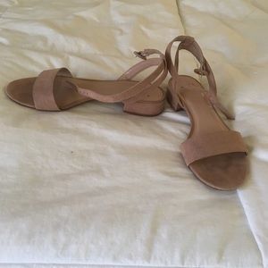 a • new day beige small heel sandal